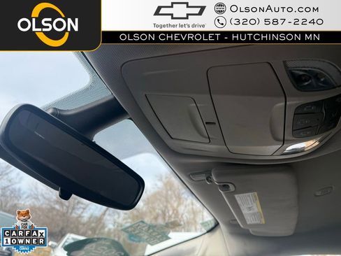 Used 2024 Chrysler Pacifica Touring-L image 23