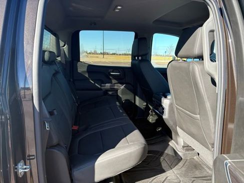 Used 2019 Chevrolet Silverado 1500 LTZ image 36