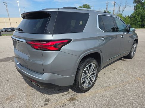 Used 2023 Chevrolet Traverse High Country w/ LPO, Cargo Package FWD image 4