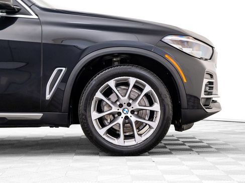 Used 2023 BMW X5 xDrive40i w/ Premium Package image 34