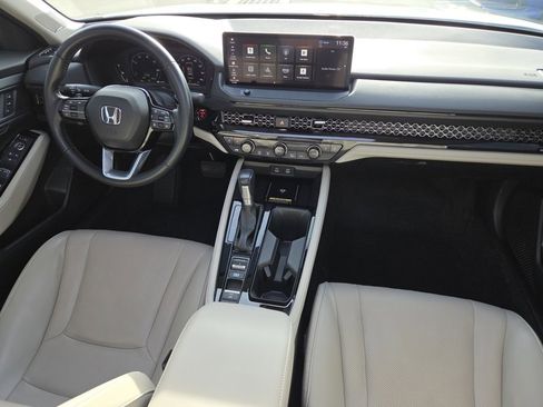 Used 2023 Honda Accord Touring image 38