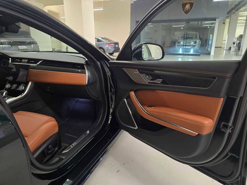 Used 2023 Jaguar XF R-Dynamic SE image 13