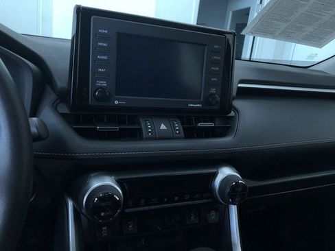 Certified 2022 Toyota RAV4 XLE Premium image 19