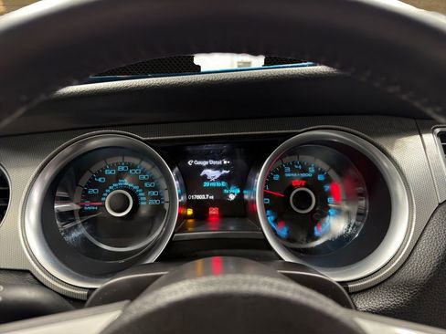 Used 2013 Ford Mustang Shelby GT500 w/ Electronics Pkg image 28