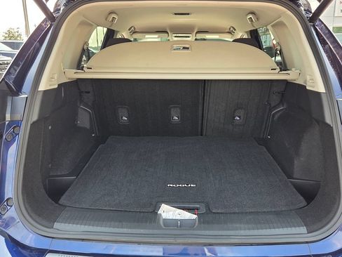 Used 2024 Nissan Rogue SV FWD image 9