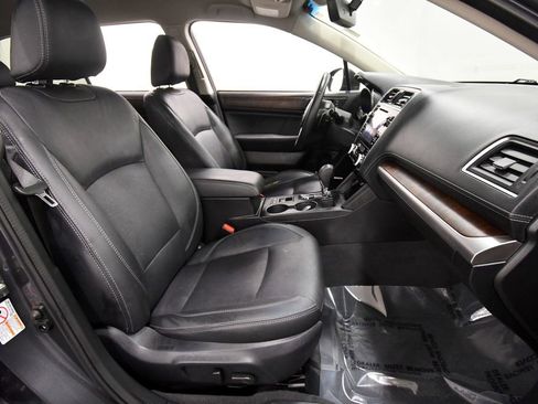 Used 2019 Subaru Outback 2.5i Limited w/ Popular Package #2 AWD/4WD image 18