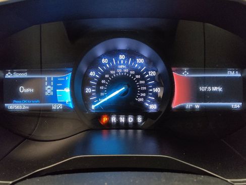 Used 2020 Ford Edge SEL FWD image 23