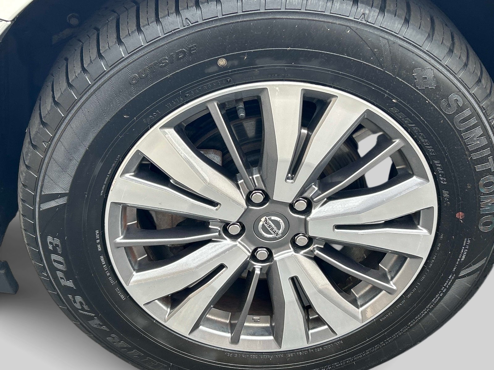 Used 2019 Nissan Pathfinder SV AWD/4WD image 9