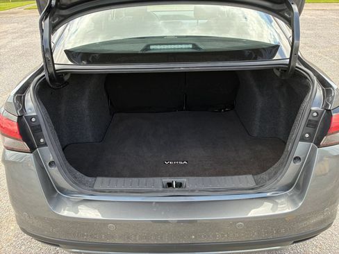 Used 2025 Nissan Versa SV FWD image 24