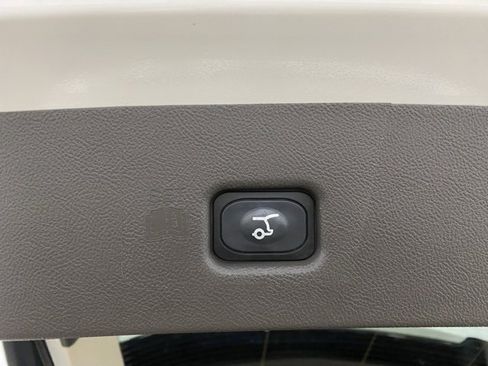 Used 2021 Lincoln Nautilus Reserve w/ Equipment Group 201A image 13