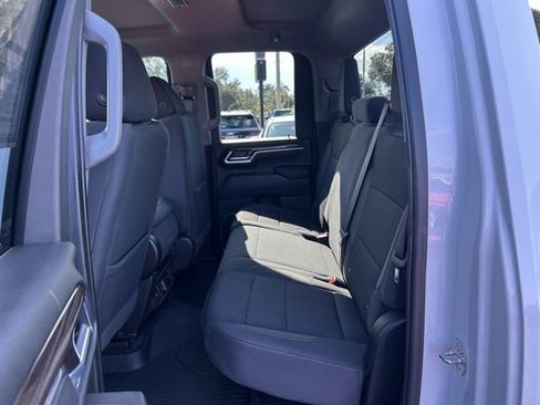 Used 2024 Chevrolet Silverado 2500 LT image 15