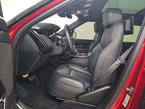 Used 2023 Land Rover Range Rover Sport SE Dynamic image 7