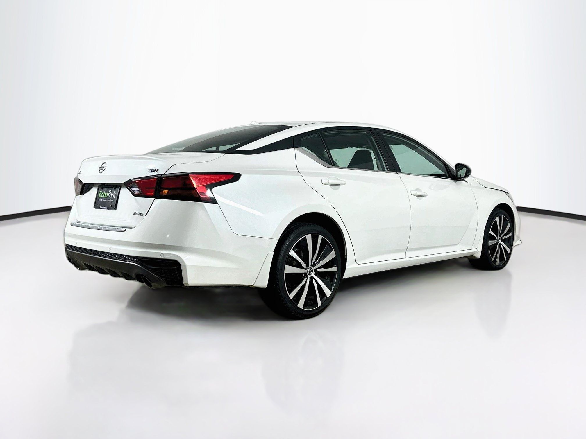 Used 2021 Nissan Altima 2.5 SR w/ SR Premium Package AWD/4WD image 9