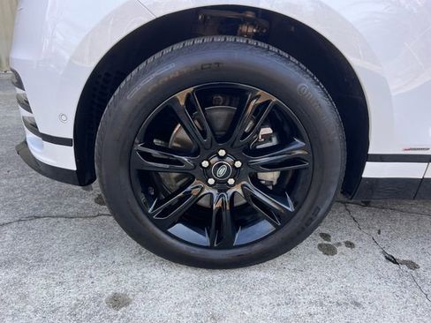 Used 2021 Land Rover Range Rover Velar R-Dynamic S image 40