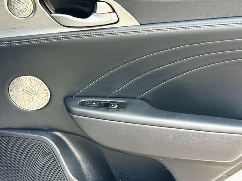 Used 2022 Kia Stinger GT2 AWD/4WD image 31