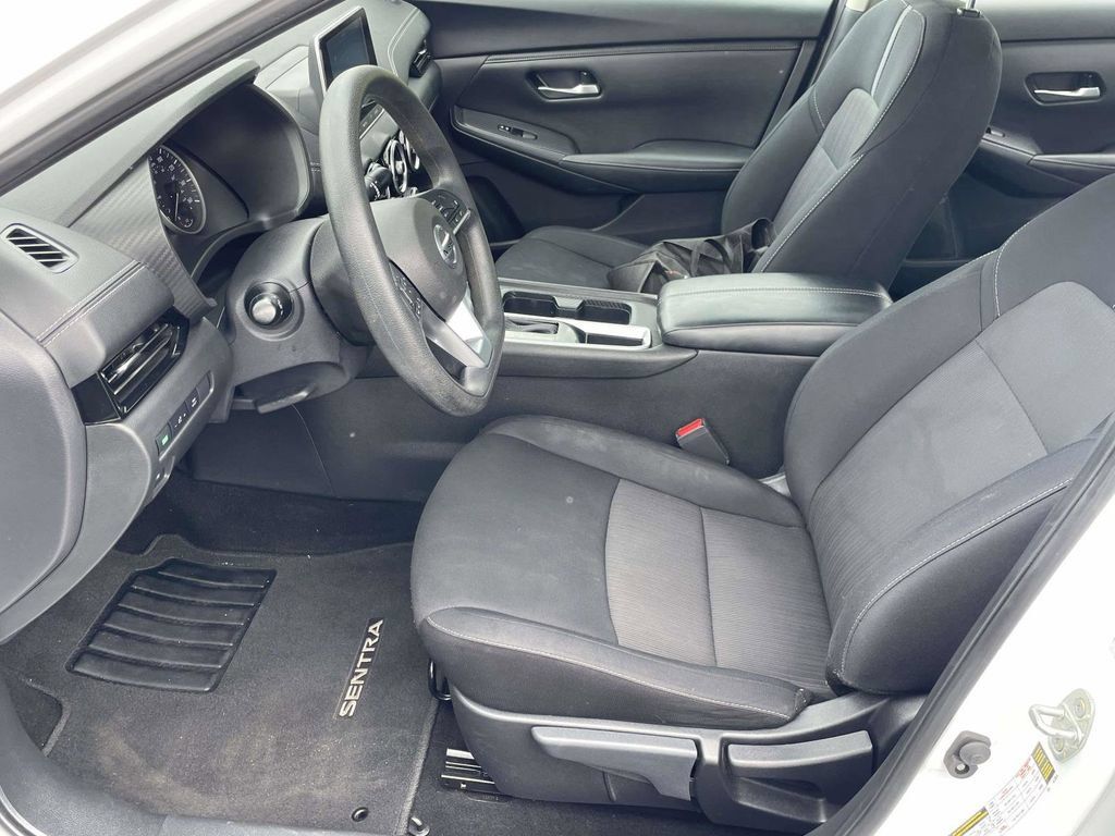 Used 2023 Nissan Sentra SV FWD image 12