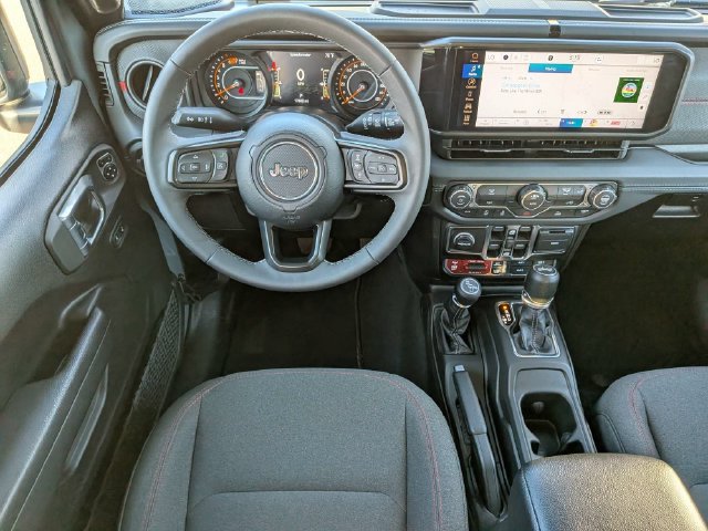 Certified 2026 Jeep Wrangler Unlimited Rubicon AWD/4WD image 19