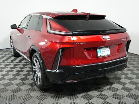 Used 2024 Cadillac Lyriq Tech w/ LPO, Floor Liner Package AWD/4WD image 7