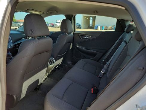 Used 2024 Chevrolet Malibu LT image 9