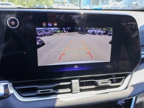 Certified 2025 Chevrolet Equinox LT FWD image 4