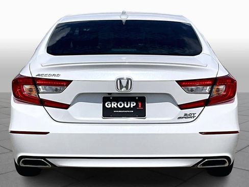 Used 2019 Honda Accord Sport image 5