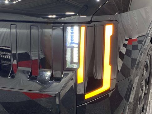 New 2027 Kia Telluride SX w/ Towing Package FWD image 7