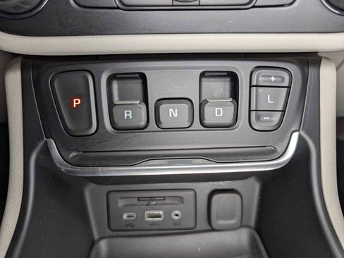 Used 2020 GMC Terrain Denali w/ Denali Premium Package AWD/4WD image 33
