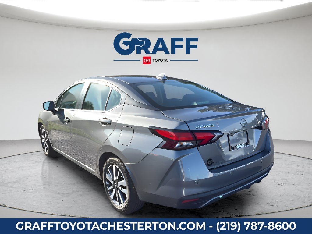 Used 2024 Nissan Versa SV FWD image 9