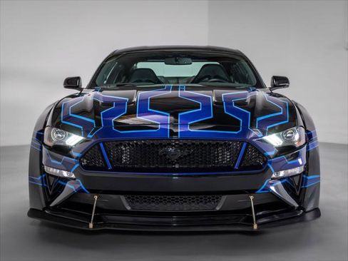 Used 2018 Ford Mustang GT Premium w/ GT Performance Package image 7