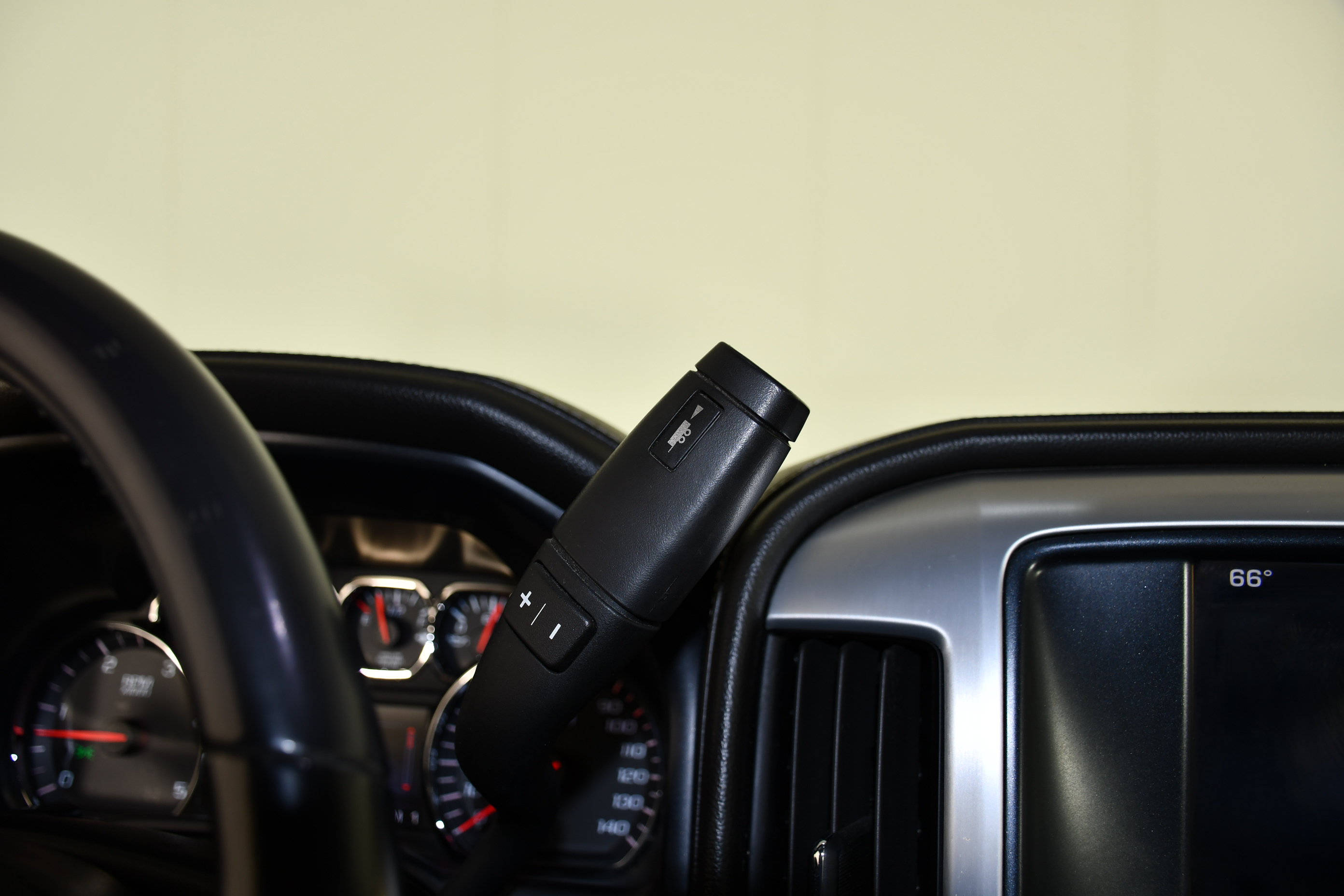 Used 2015 GMC Sierra 3500 SLT AWD/4WD image 27