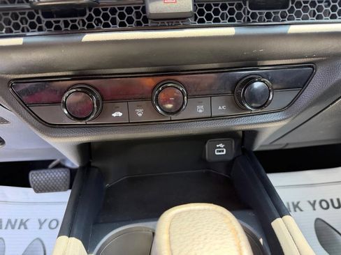 Used 2025 Honda HR-V LX image 28