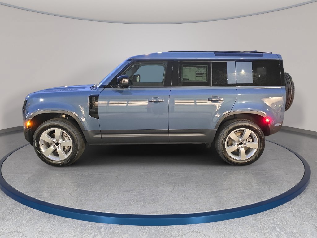 New 2026 Land Rover Defender 110 S AWD/4WD image 8