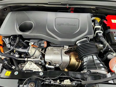 Used 2024 Alfa Romeo Tonale Ti image 28