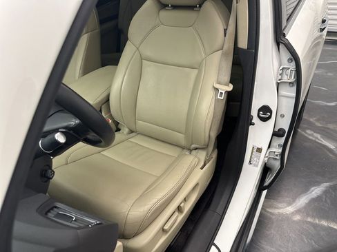 Used 2018 Acura MDX SH-AWD image 17