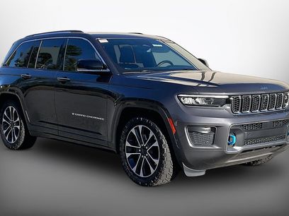Used 2022 Jeep Grand Cherokee Overland w/ Advanced Protech Group III