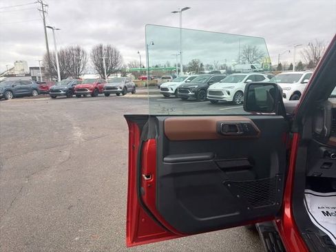 Used 2024 Ford Bronco Outer Banks image 24