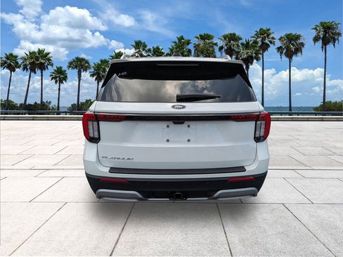 New 2026 Ford Explorer Platinum RWD image 6