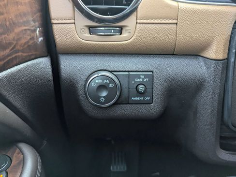 Used 2014 Buick Enclave Premium w/ Trailering Provision Package FWD image 20