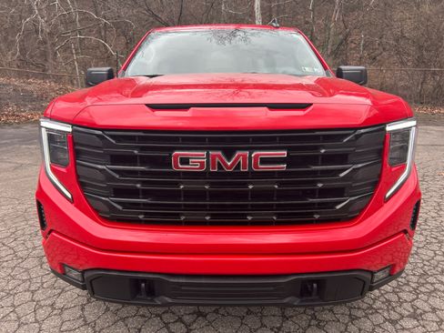 Used 2023 GMC Sierra 1500 Elevation w/ X31 Off-Road Package image 2