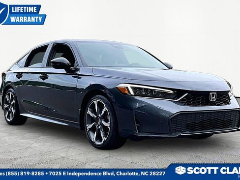 Used 2025 Honda Civic Sport Touring image 1