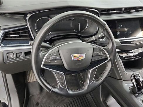 Certified 2024 Cadillac XT5 Premium Luxury w/ LPO, Floor Liner Package image 13