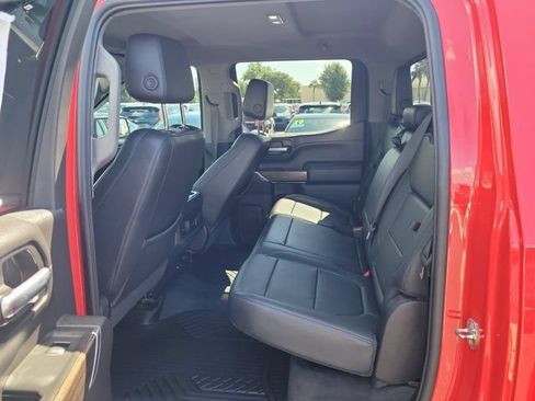Used 2021 Chevrolet Silverado 1500 LT Trail Boss w/ LT Trail Boss Premium Package AWD/4WD image 12