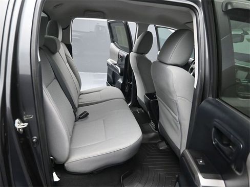 Used 2017 Toyota Tacoma SR5 image 34
