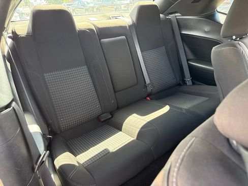 Used 2023 Dodge Challenger SXT RWD image 12