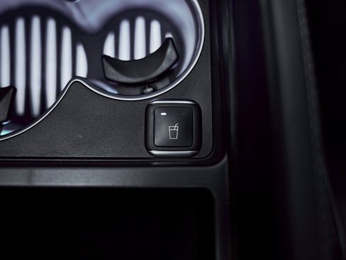 Used 2024 Mercedes-Benz Maybach GLS 600 Maybach GLS 600 image 60