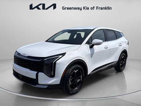 New 2026 Kia Sportage EX FWD image 3