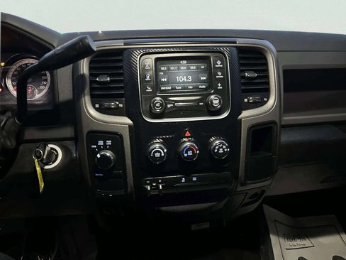 Used 2014 RAM 1500 ST w/ SXT Appearance Group image 23