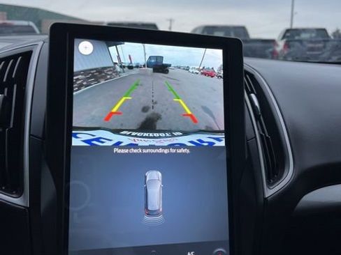 Used 2024 Ford Edge SEL image 48