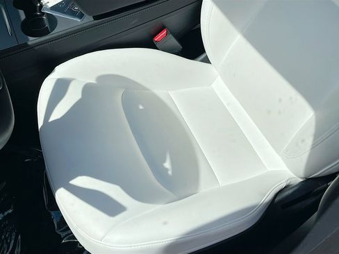 Used 2023 Tesla Model 3 Standard Range RWD image 17