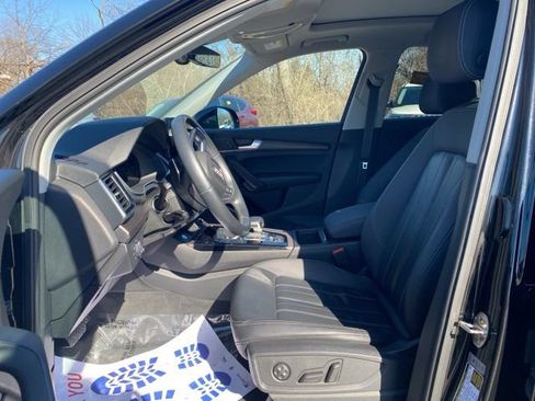 Used 2021 Audi Q5 e Premium w/ Convenience Package image 6
